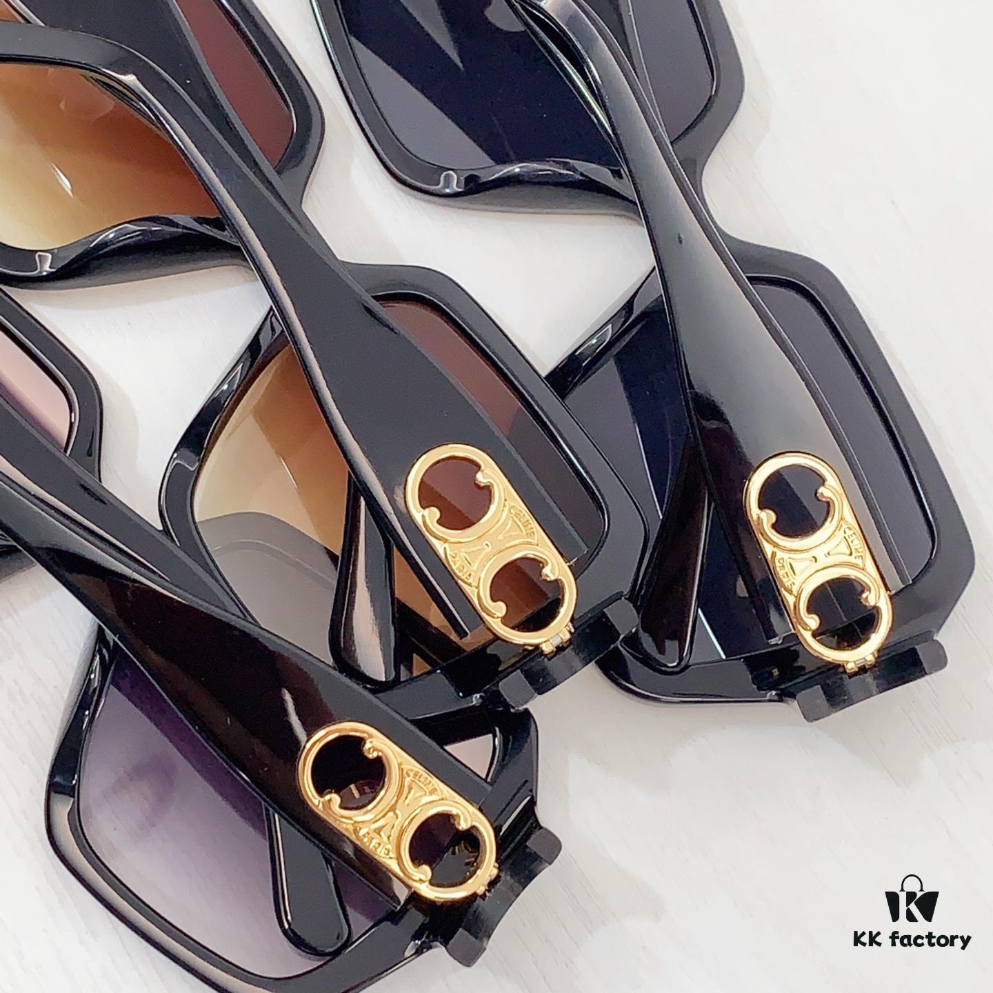 145 CELINE PARIS MOD: CL40251U Size: 61□16 140 Sunglasses