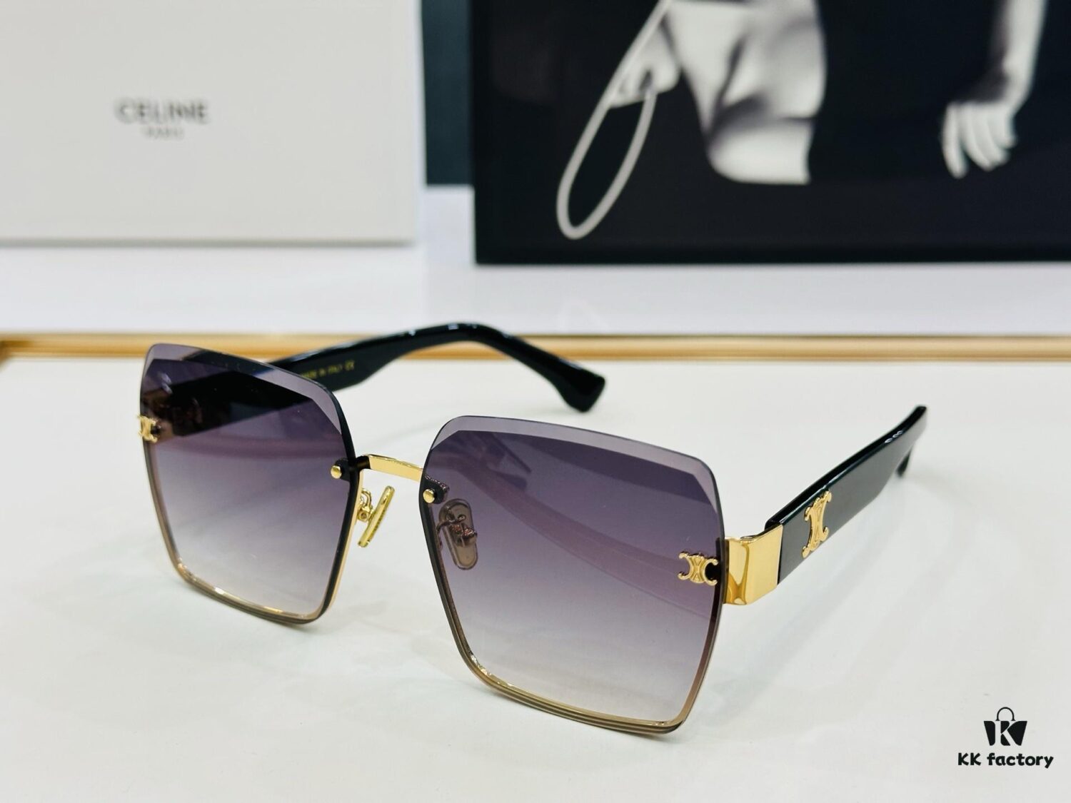 CELINE CL40237 Size: 62□18-140 Classic Best-Selling Style, European and American Fashion, High Gloss Finish, Premium Texture, Excellent Craftsmanship Sunglasses
