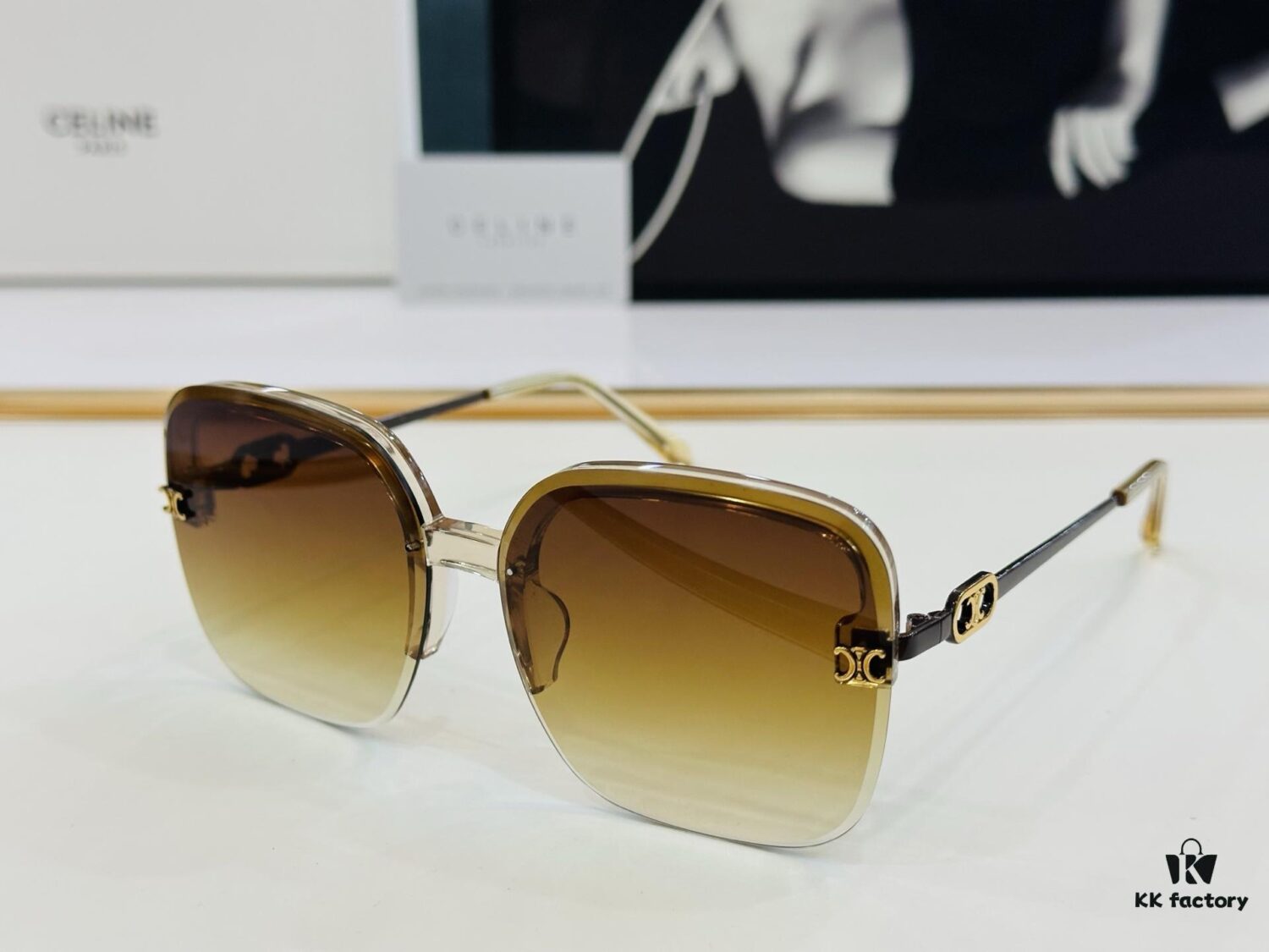 CELINE CL40251 Sunglasses, Size 60□14-145, Popular Unisex Style with Excellent Shine and Premium Texture, High-Quality Craftsmanship