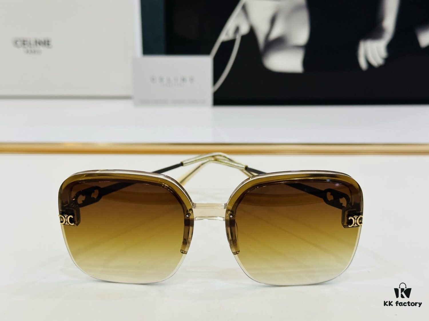 CELINE CL40251 Sunglasses, Size 60□14-145, Popular Unisex Style with Excellent Shine and Premium Texture, High-Quality Craftsmanship