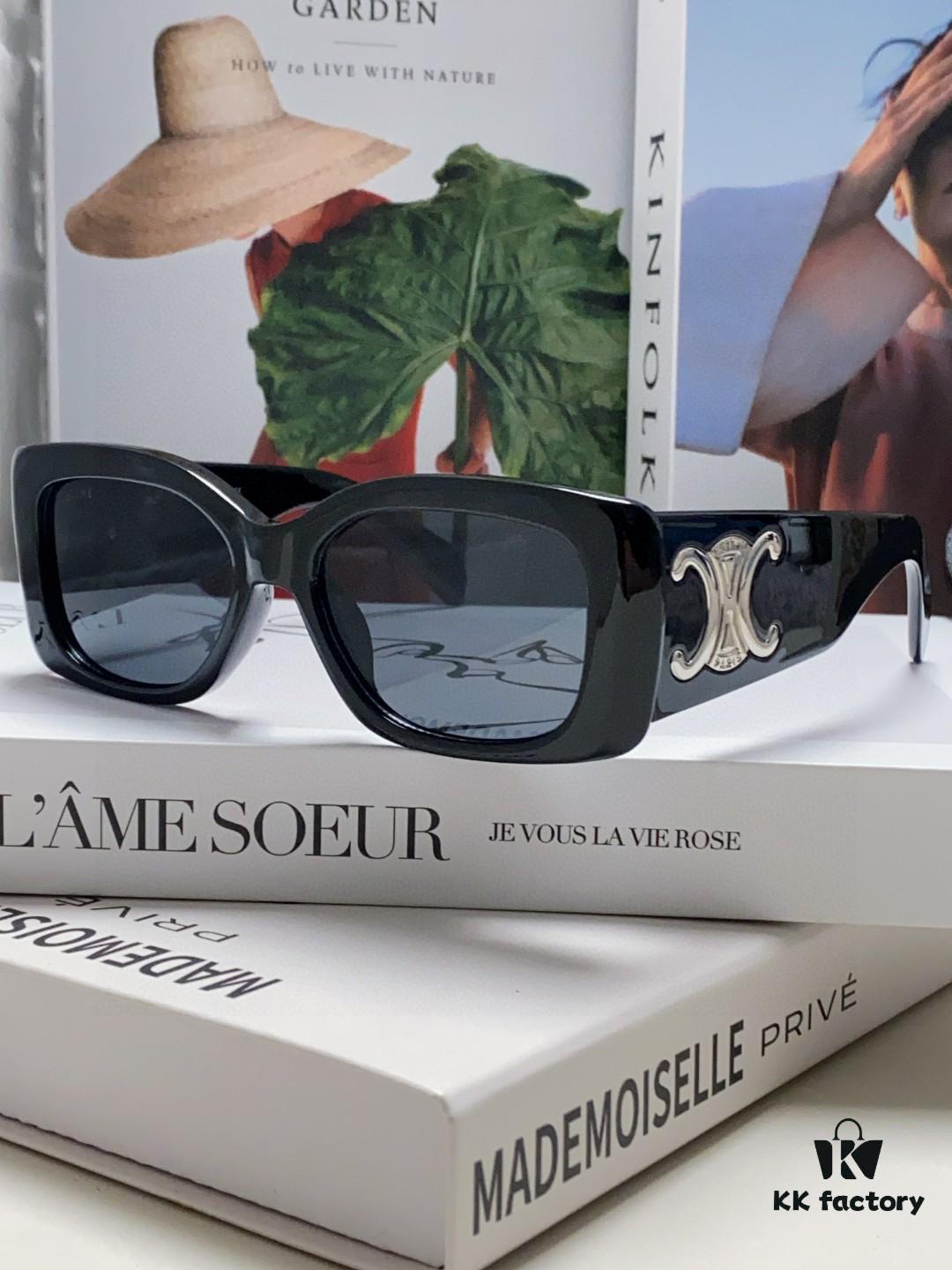 CELINE 2024 New Runway Collection Same Style as Official Show, Popular Square Oversized Archetype Sunglasses Worn by Yang Mi, Stylish and Versatile Women's Sun Glasses