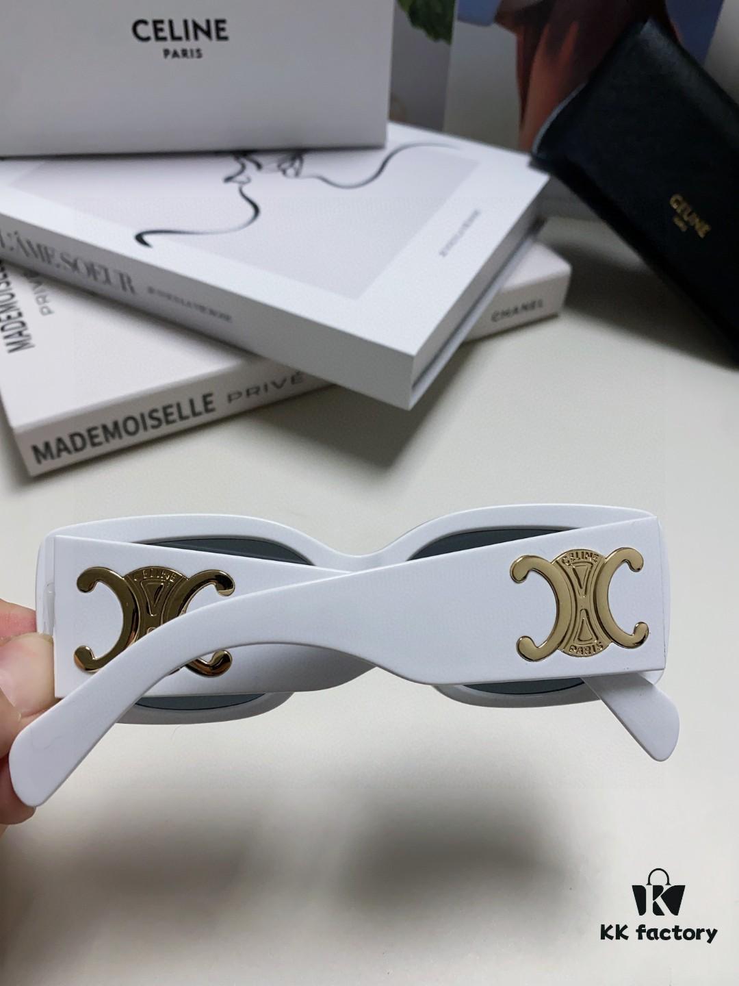 CELINE 2024 New Runway Collection Square Oversized Archetype Sunglasses, Popular Trendy Women's Eyewear Worn by Yang Mi