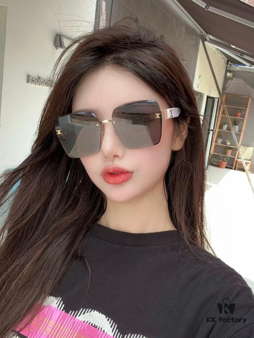 CELINE MODEL: CL40237U SIZE: 62□18-140 Sunglasses