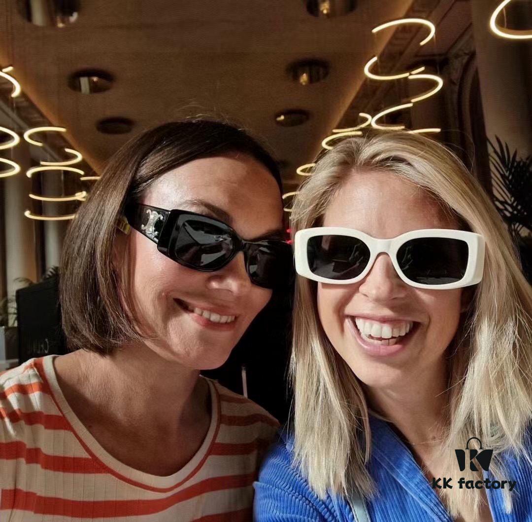 CELINE 2024 New Runway Collection Square Oversized Archetype Sunglasses, Popular Trendy Women's Eyewear Worn by Yang Mi