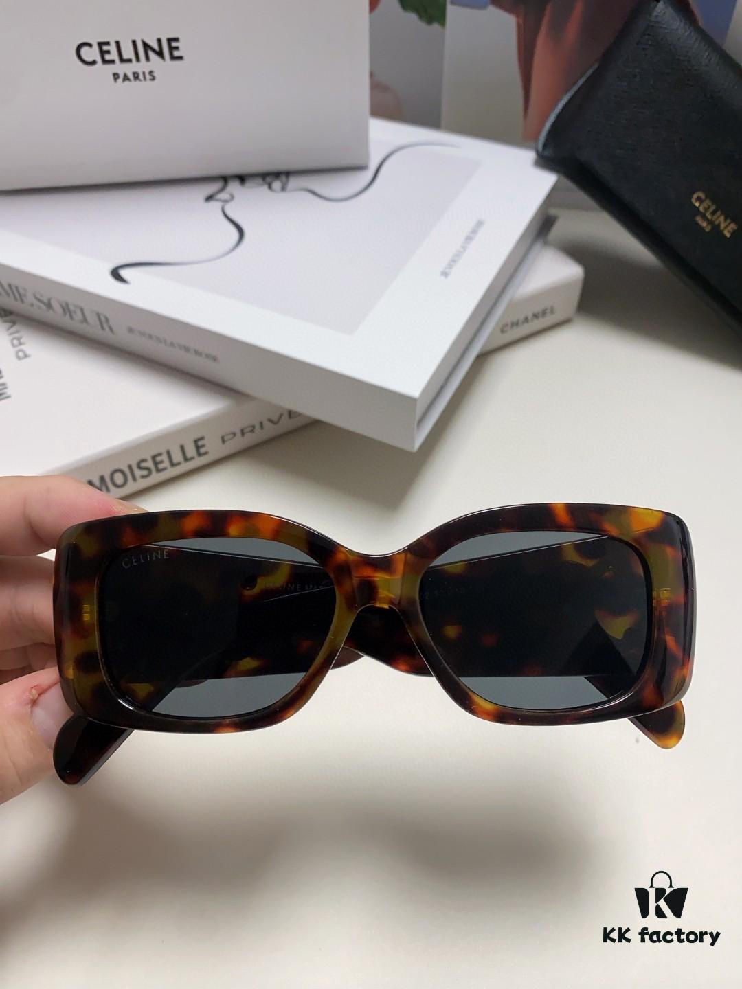 CELINE 2024 New Runway Official Same Style as Yang Mi, Versatile Oversized Square Archetype Sunglasses