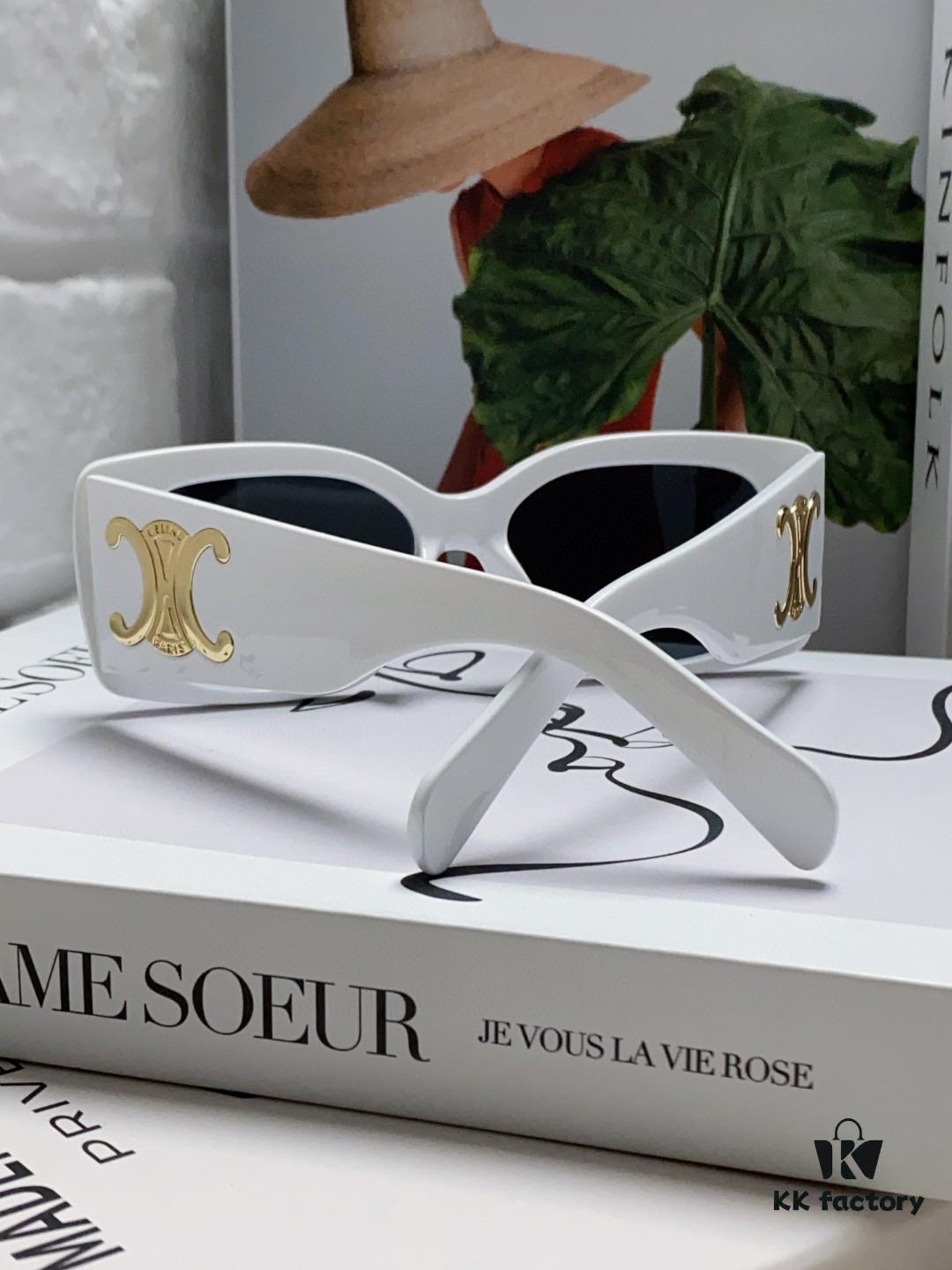 CELINE 2024 New Runway Collection Square Oversized Archetype Sunglasses, Popular Trendy Women's Eyewear Inspired by Yang Mi