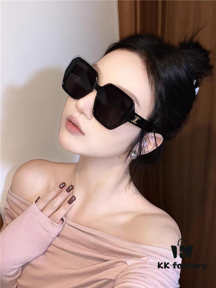 Celine 2024 New Arrival European and American Style Square Oversized Arch-Frame Sunglasses for Women, UV Protection Sun Glasses for Large Faces, Fashionable Outdoor Shades