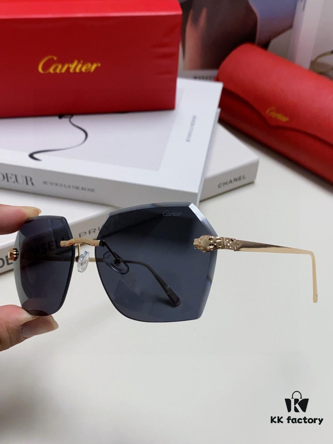 Cartier 2025 New Unisex Oversized Gradient Sunglasses for Women, Classic Leopard-Print Temples 🐆, Diamond-Cut Edges, High-End Aviator Sunglasses