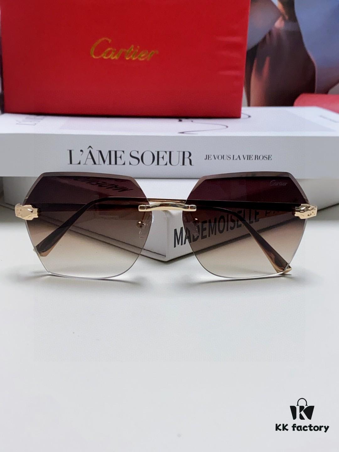 Cartier 2025 New Unisex Cat-Eye Sunglasses for Women, Classic Leopard-Print Temples 🐆, Diamond-Cut Edges, Premium Gradient Lenses, Oversized Frame