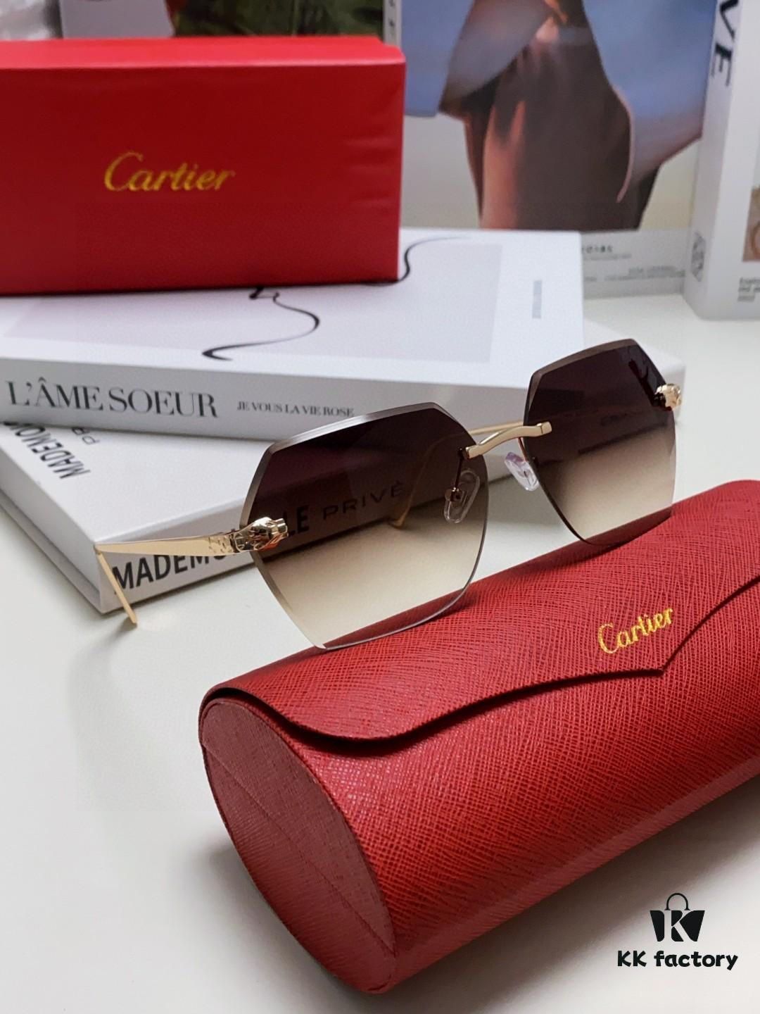 Cartier 2025 New Unisex Cat-Eye Sunglasses for Women, Classic Leopard-Print Temples 🐆, Diamond-Cut Edges, Premium Gradient Lenses, Oversized Frame