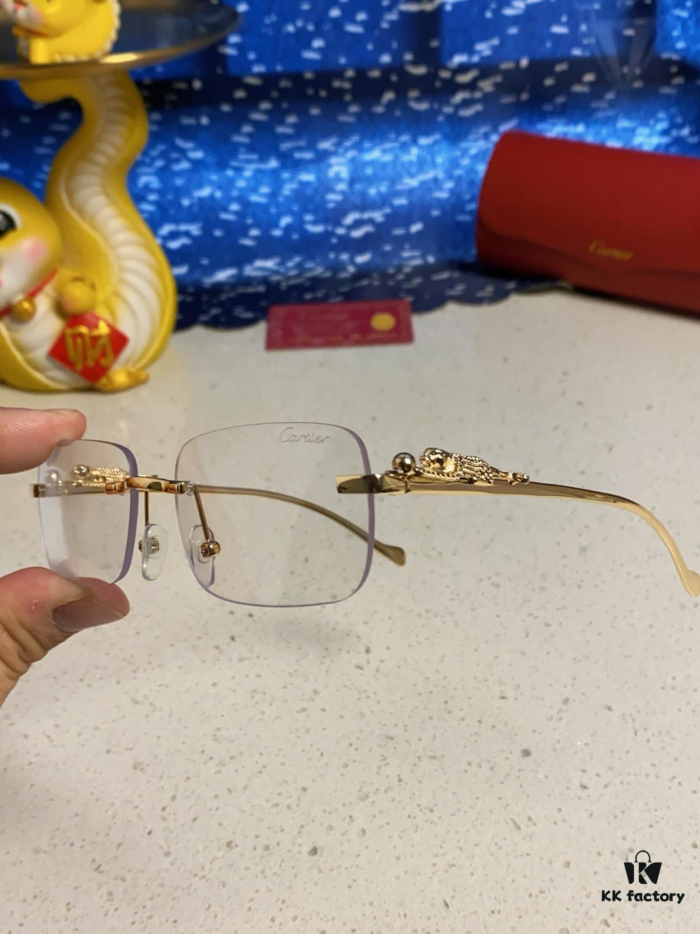 Cartier 2025 New Arrival Official Website 1:1 Minimalist Luxury Sunglasses with Iconic Leopard Logo on Temple