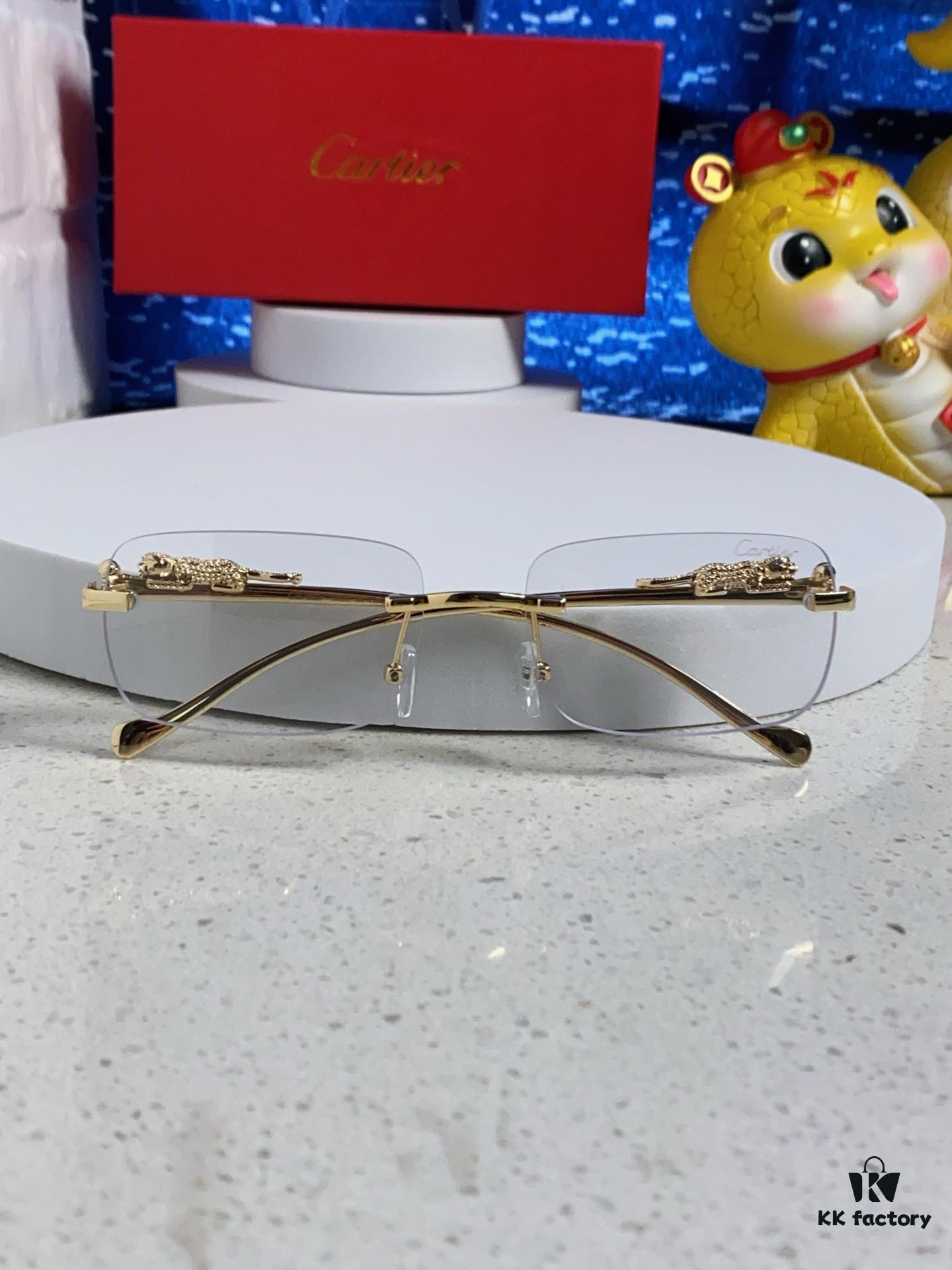 Cartier 2025 New Arrival Official Website 1:1 Minimalist Luxury Sunglasses with Iconic Leopard Logo on Temple