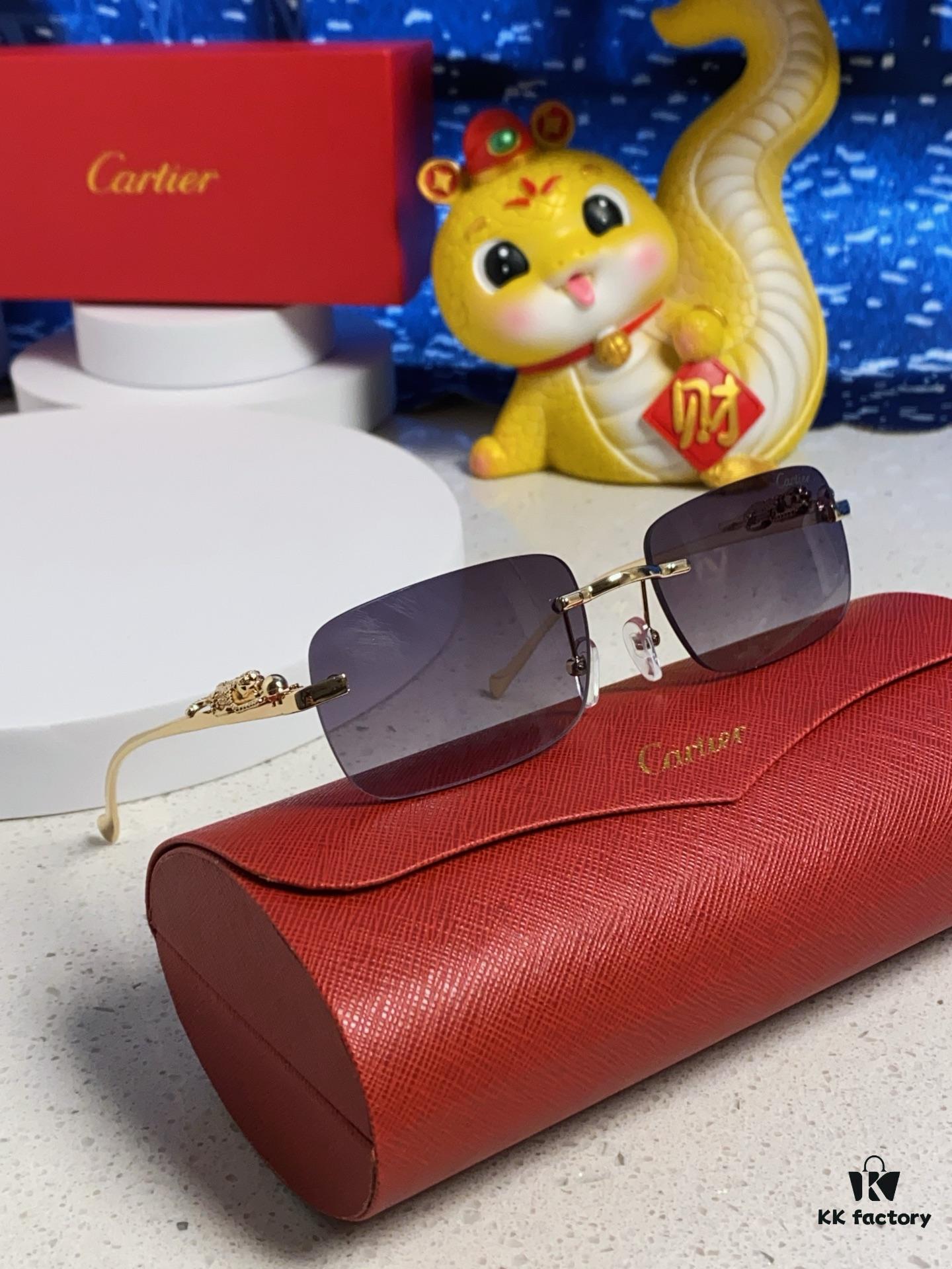 Cartier 2025 New Arrival Official Website 1:1 Minimalist Luxury Sunglasses with Iconic Leopard Logo on Temple