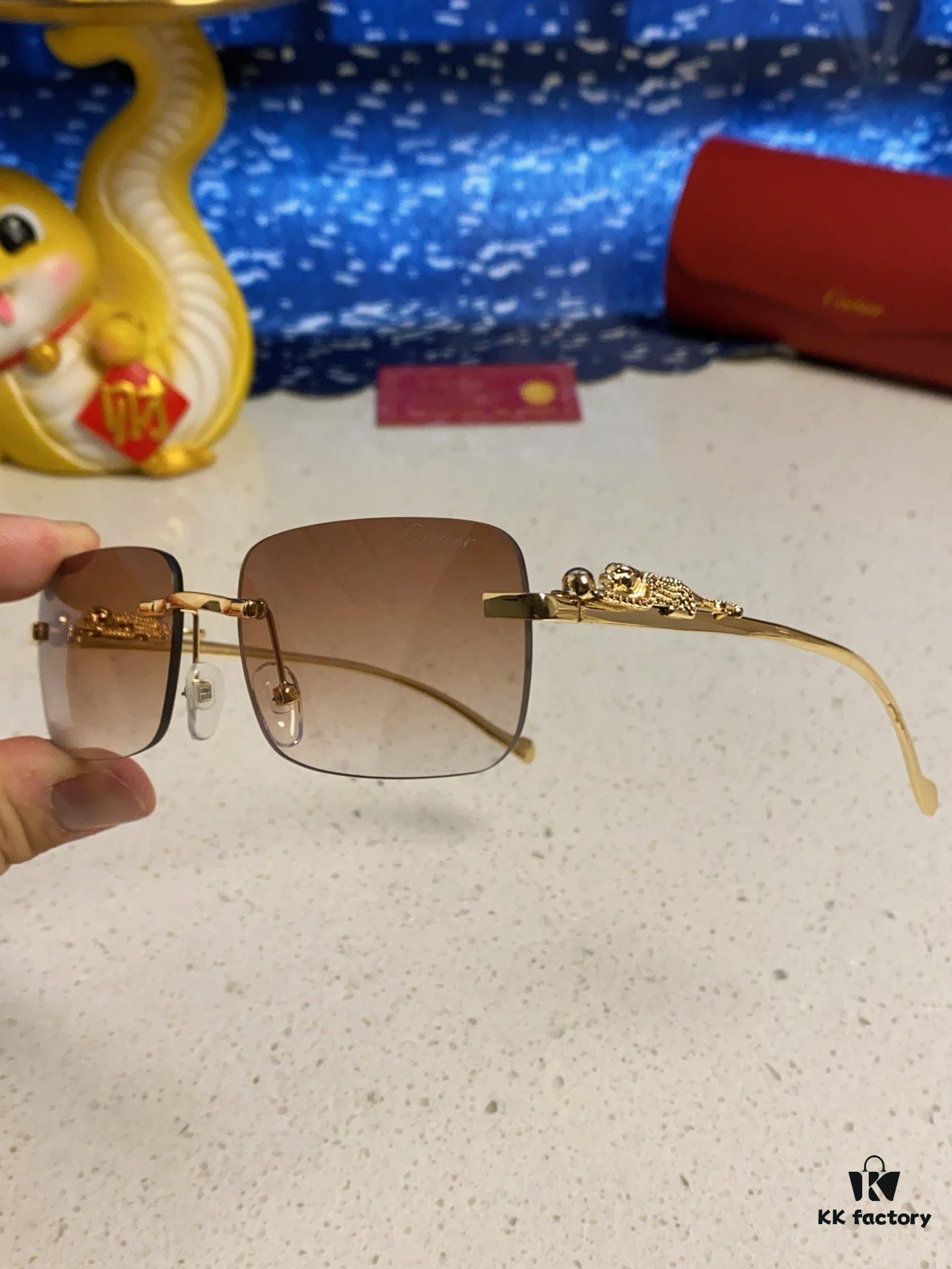 Cartier 2025 New Arrival Official Website One-to-One Minimalist Luxury Sunglasses with Iconic Panther Logo on Temple