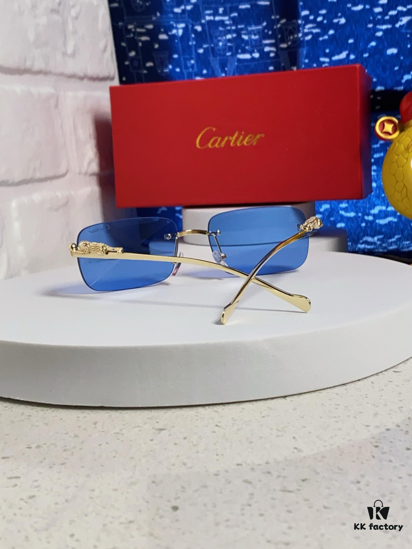 Cartier 2025 New Arrival Website One-to-One Minimalist Luxury Sunglasses with Iconic Leopard Logo on Temple