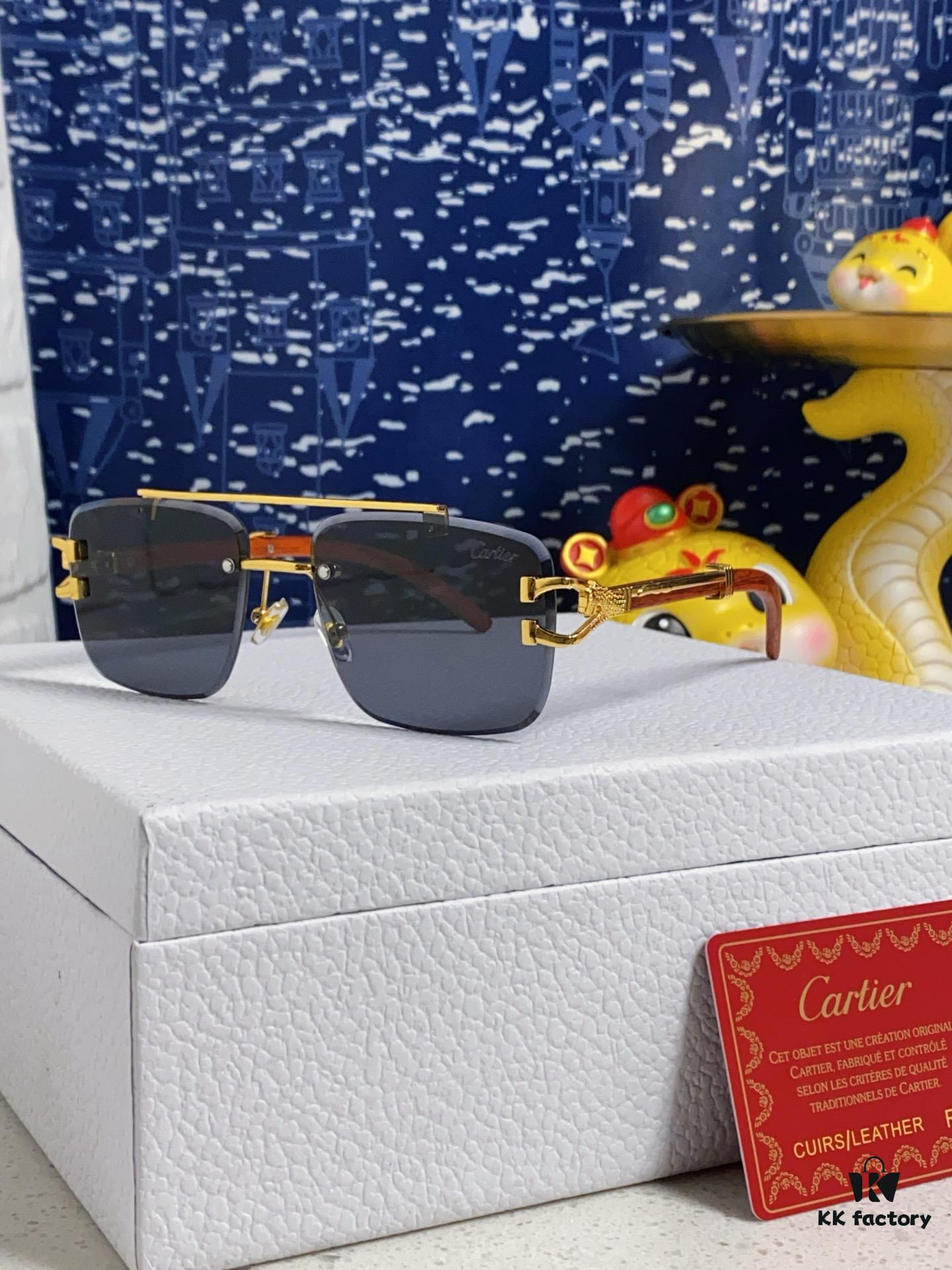 Cartier 2025 New Arrival Wooden Texture Panther Decorated Frameless Bar Square Sunglasses, Gradient Color Tinted Lens, Fashion Retro Street Style Sun Glasses