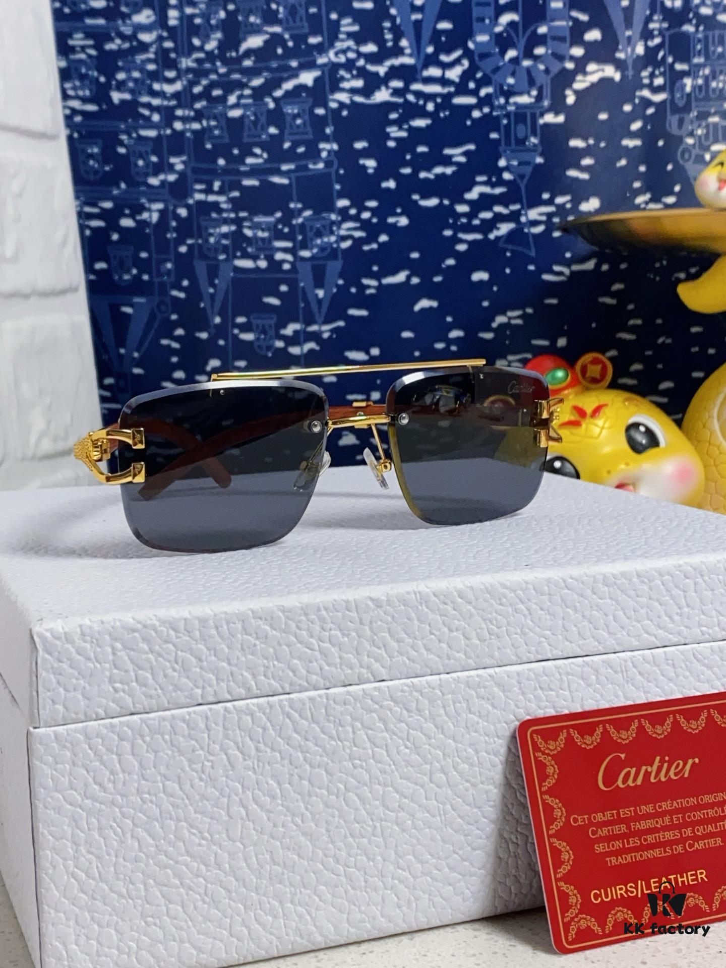 Cartier 2025 New Arrival Wooden Texture Panther Decorated Frameless Bar Square Sunglasses, Gradient Color Tinted Lens, Fashion Retro Street Style Sun Glasses