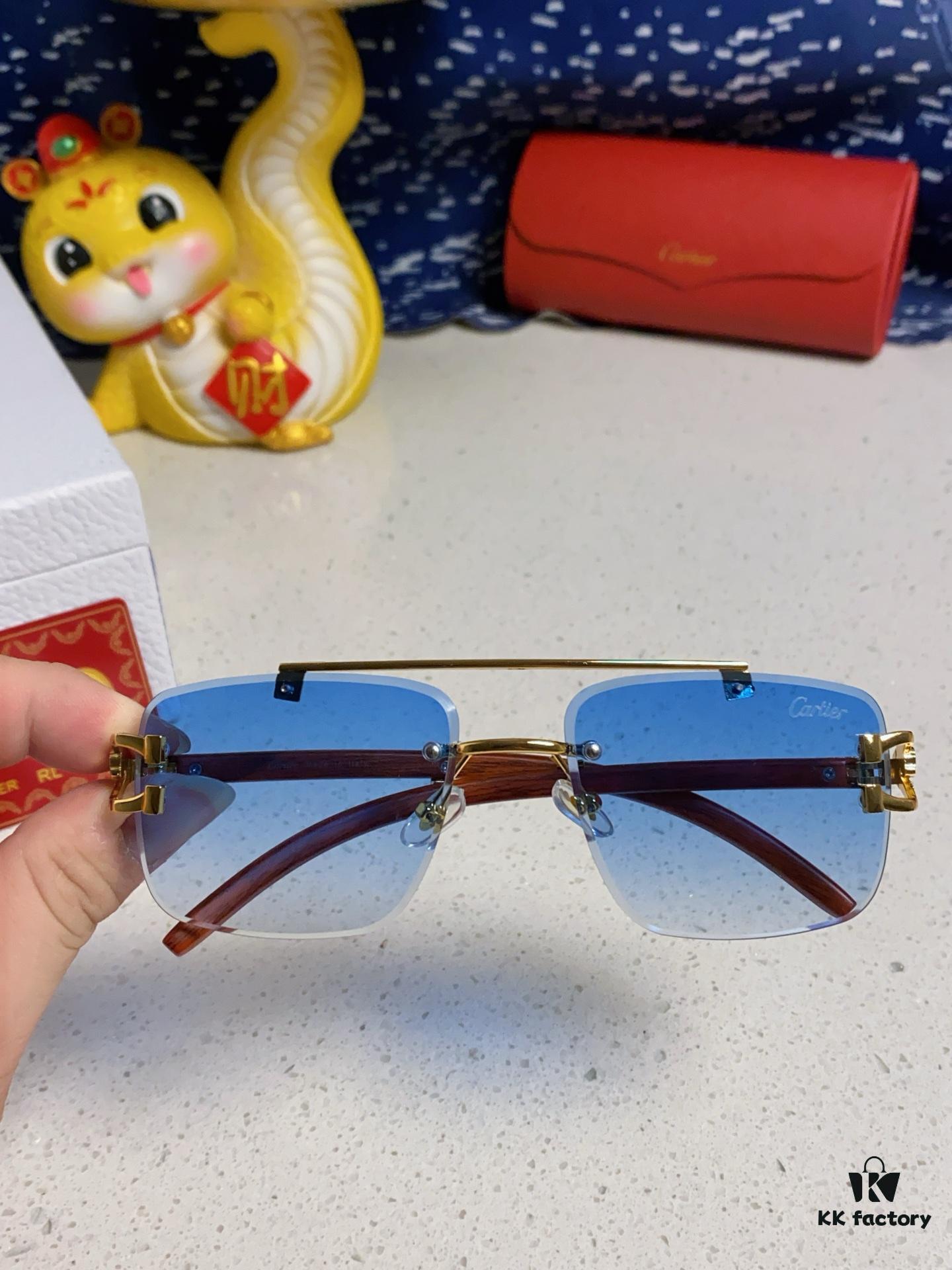 Cartier 2025 New Arrival Wooden Texture Panther Decorated Frameless Bar Square Sunglasses, Fashionable Retro Gradient Color Tinted Glasses for Street Photography