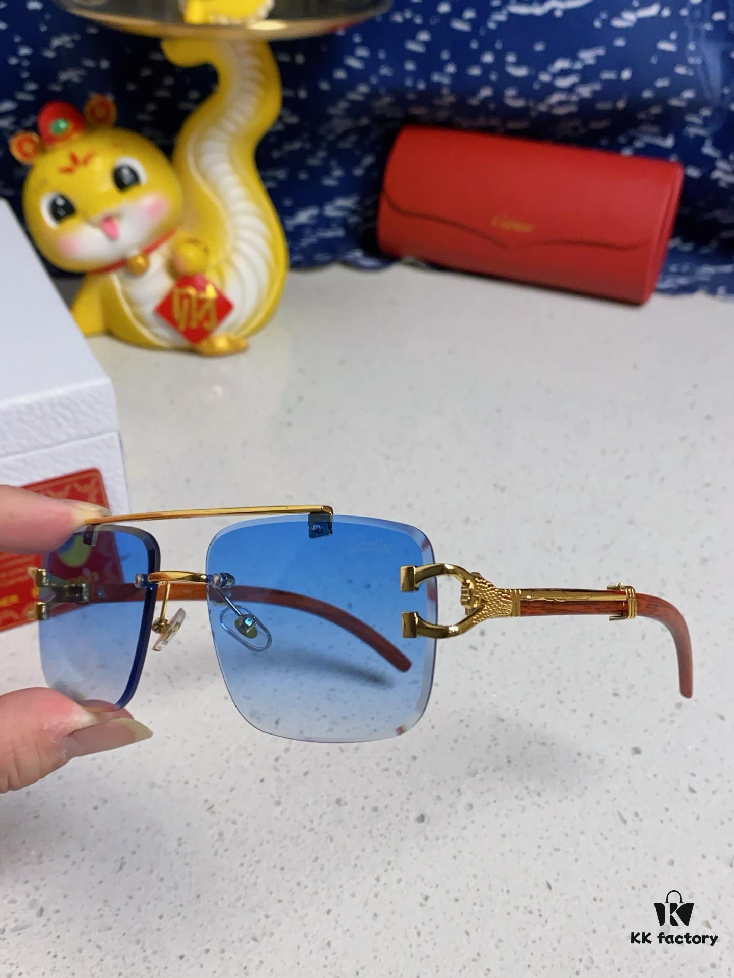 Cartier 2025 New Arrival Wooden Texture Panther Decorated Frameless Bar Square Sunglasses, Fashionable Retro Gradient Color Tinted Glasses for Street Photography