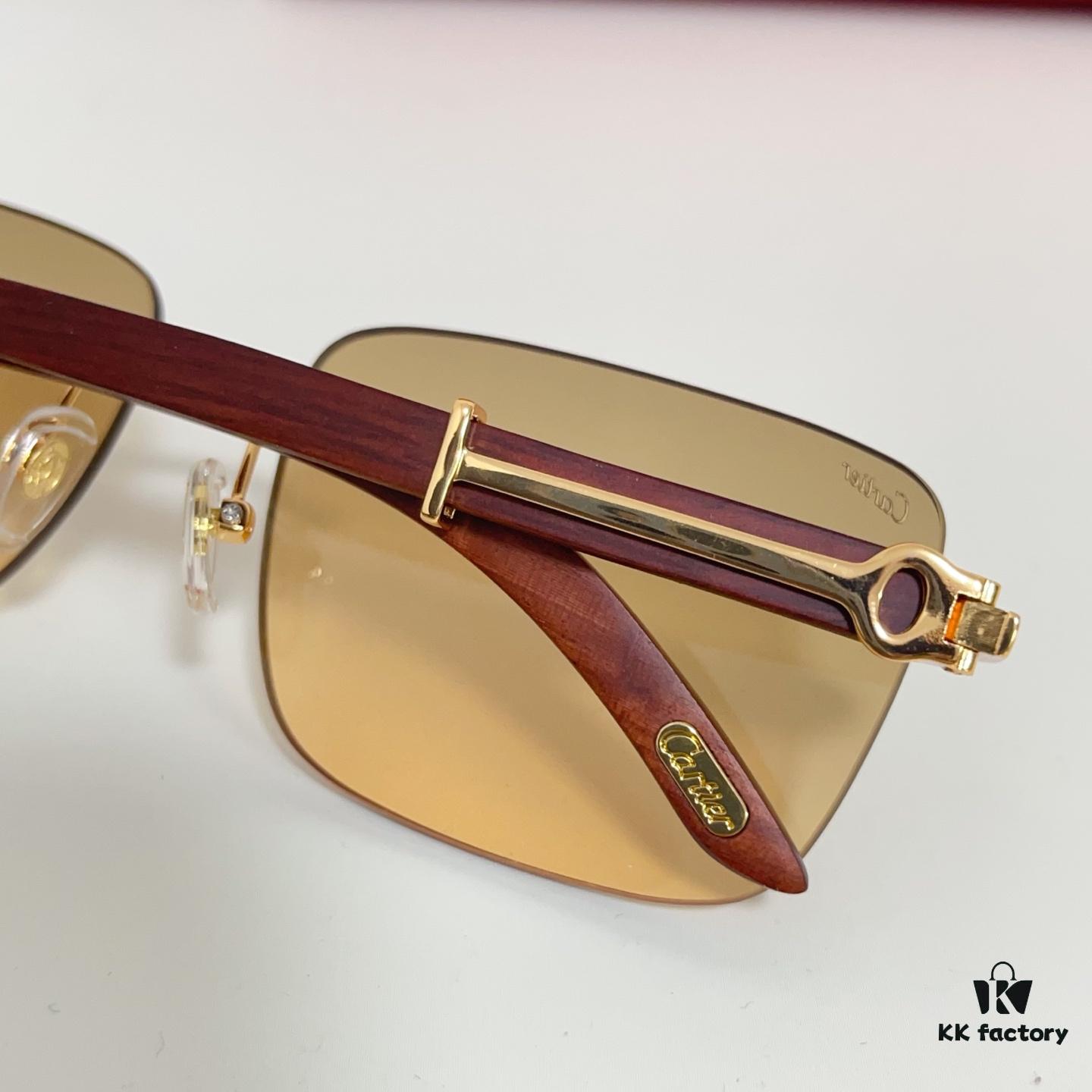 135 Cartier MOD: CT0608S Size: 60□17 142