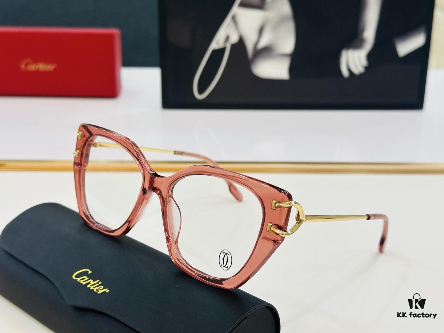 Cartier CT0530S Size: 56□17-145 Universal Frame Shape Suits All Face Types Minimalist and Elegant Fashionable Unisex Sunglasses