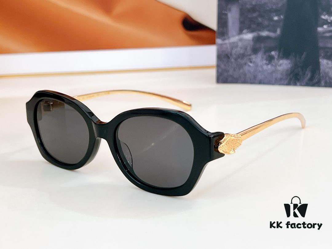 140 CARTIER MOD: CT0645 Size: 52-18-130 Sunglasses