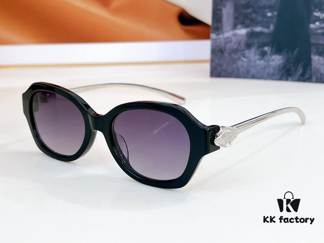 140 CARTIER MOD: CT0645 Size: 52-18-130 Sunglasses