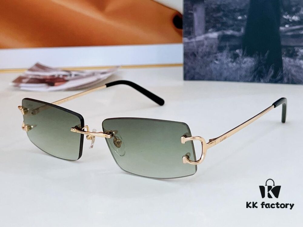 130 CARTIER MOD: CT0093 Size: 57-19-140