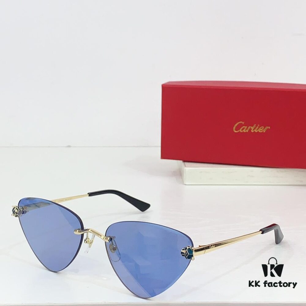 160 Cartier Gold-Tone Plated PANTHÈRE DE CARTIER SUNGLASSES CT0399S Size: 62□15-145
