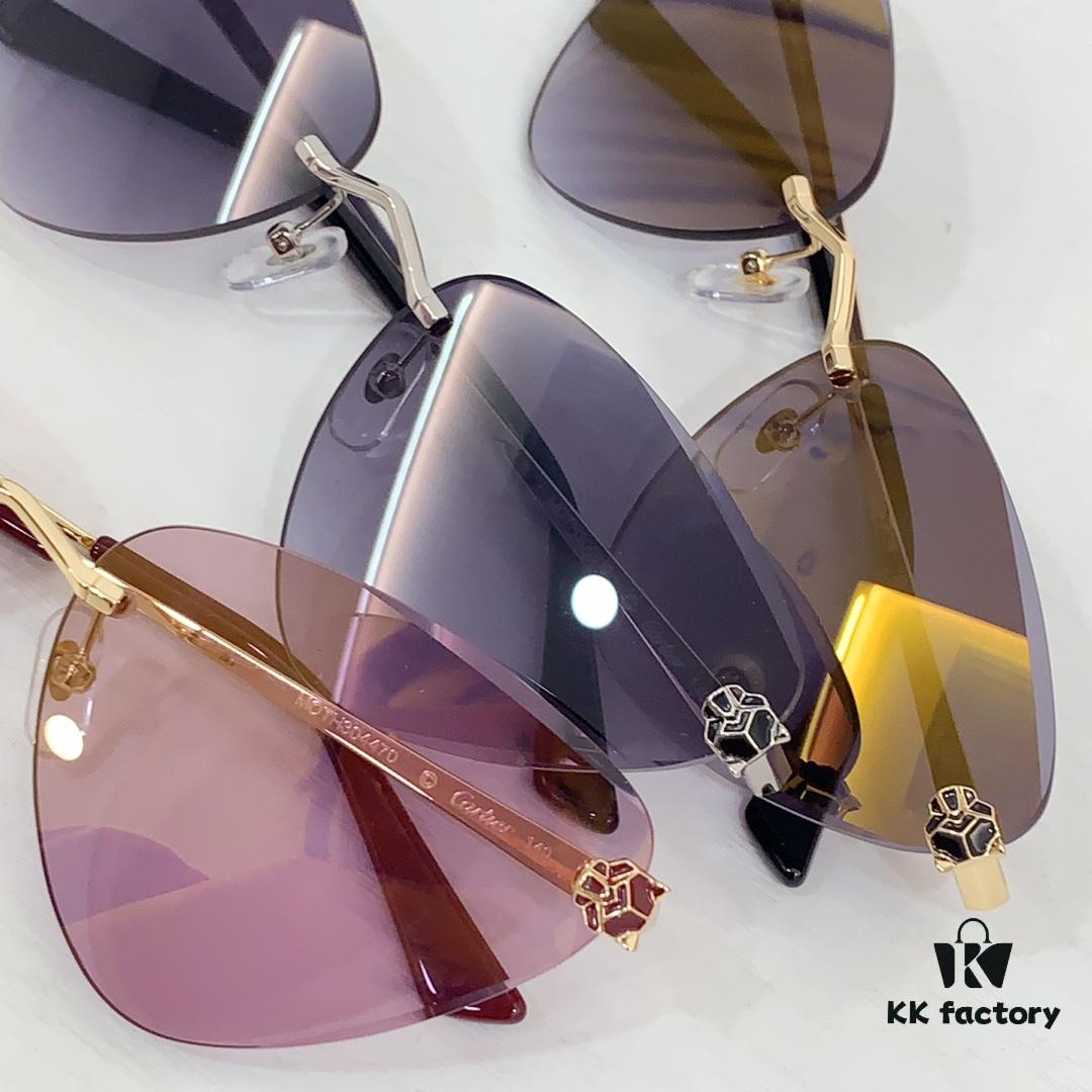 160 Cartier Gold-Tone Plated PANTHÈRE DE CARTIER SUNGLASSES CT0399S Size: 62□15-145