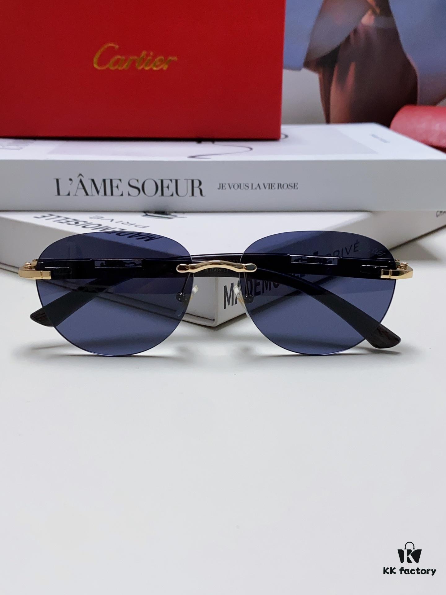 Cartier 2024 New Fashion Frameless Sunglasses with Retro Leopard Head Decoration, Celebrity-Inspired Square Sunglasses for Men and Women, UV-Protective Unisex Eyewear