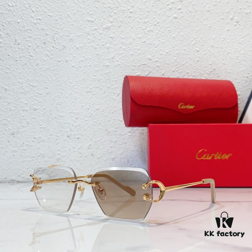 Cartier CT0433S Sunglasses, Size 145, Gradient 140, Photochromic 170