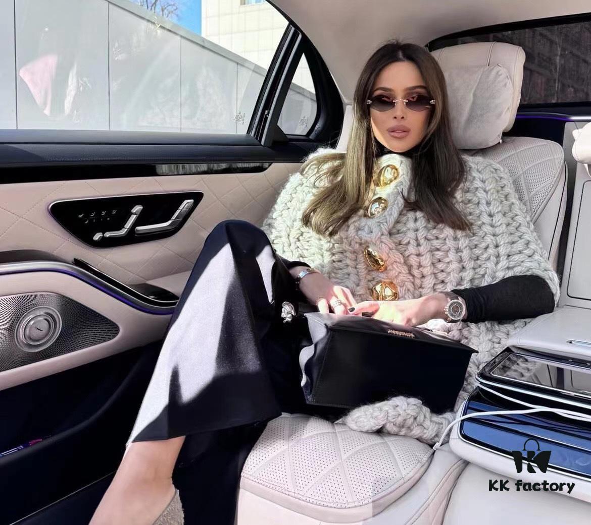 Authentic Version Arrived, Original Zeiss Dual-Tone Lenses, Cartier CT0433S, Size 55-22-140, Almond-Shaped Frame, Polished Gold Finish, Cheetah Sunglasses