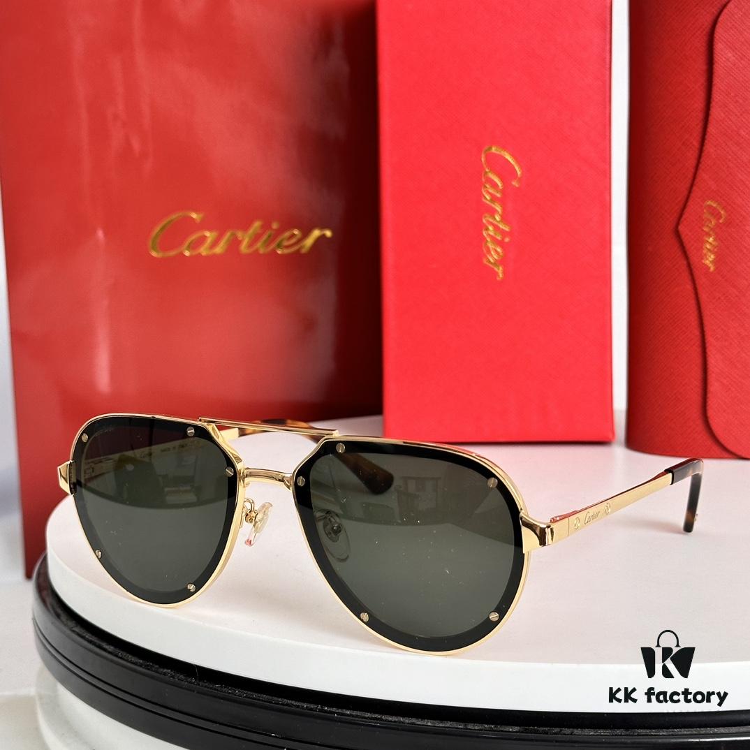 Cartier CT0195S High-Quality Men's and Women's Classic Aviator Sunglasses with Pioneering Logo Detail on Lenses and Screws