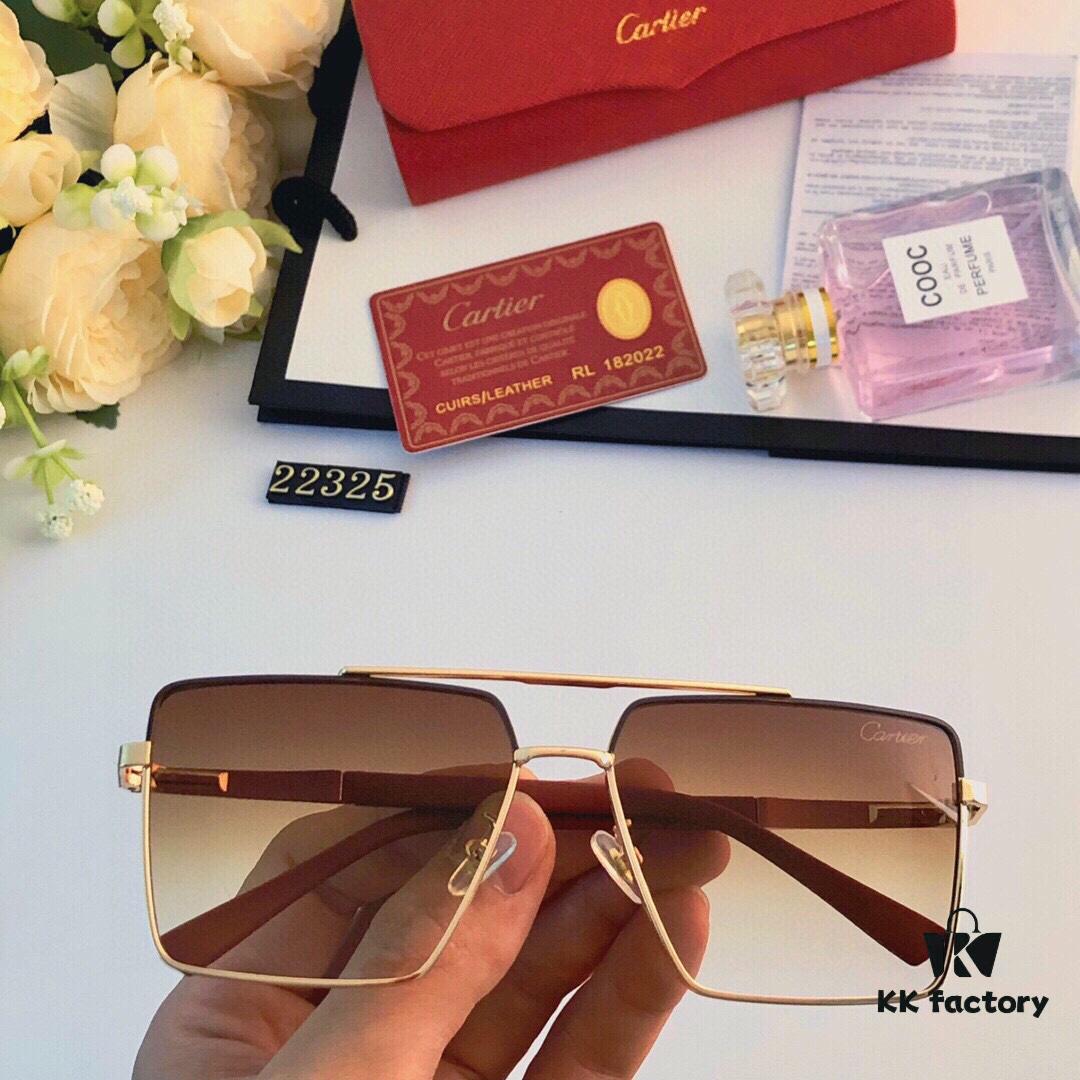 Cartier 2024 New Men's Metal Sunglasses, Fashionable Retro Double-Bridge Square Glasses, Stylish Shades for Leisure and Travel