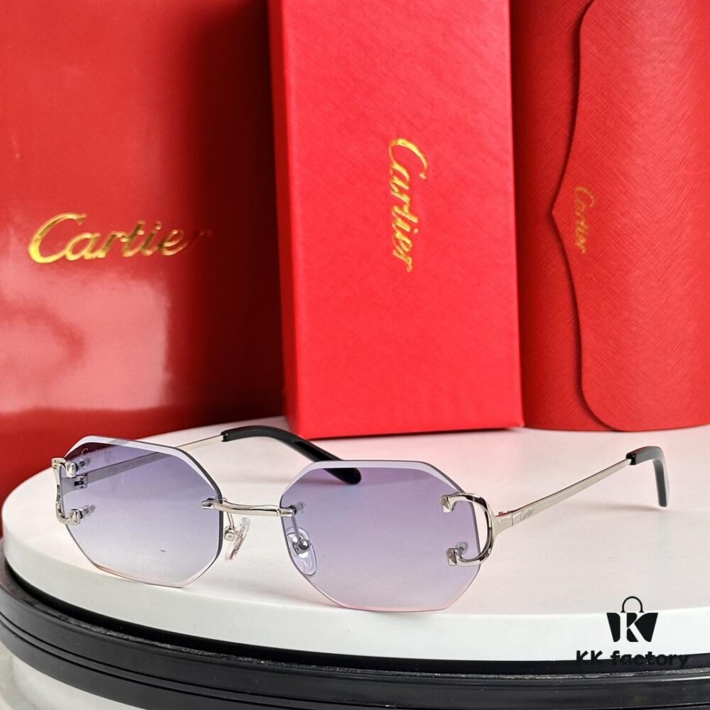 Cartier Official Website New Arrival Business Men's Rimless Glasses, Ultra-Light Frame, Original Quality, Superior Craftsmanship and Detail. MODEL: CT0091 SIZE: 55□18-135 Eyeglasses Sunglasses