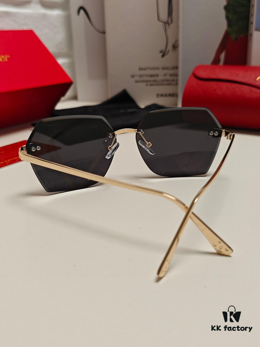 Cartier 2024 New Collection Frameless Sunglasses for Women, Classic Leopard Print Temples, Diamond-Cut Edges, Gradient Lenses, Oversized Luxury Design