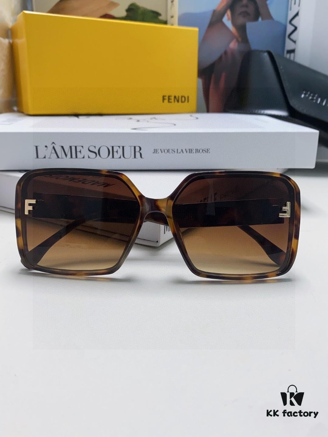 Fendi 2025 New Arrival Trendy European and American Style Square Sunglasses for Women, High-End Fashion UV Protection Sunglasses In Stock