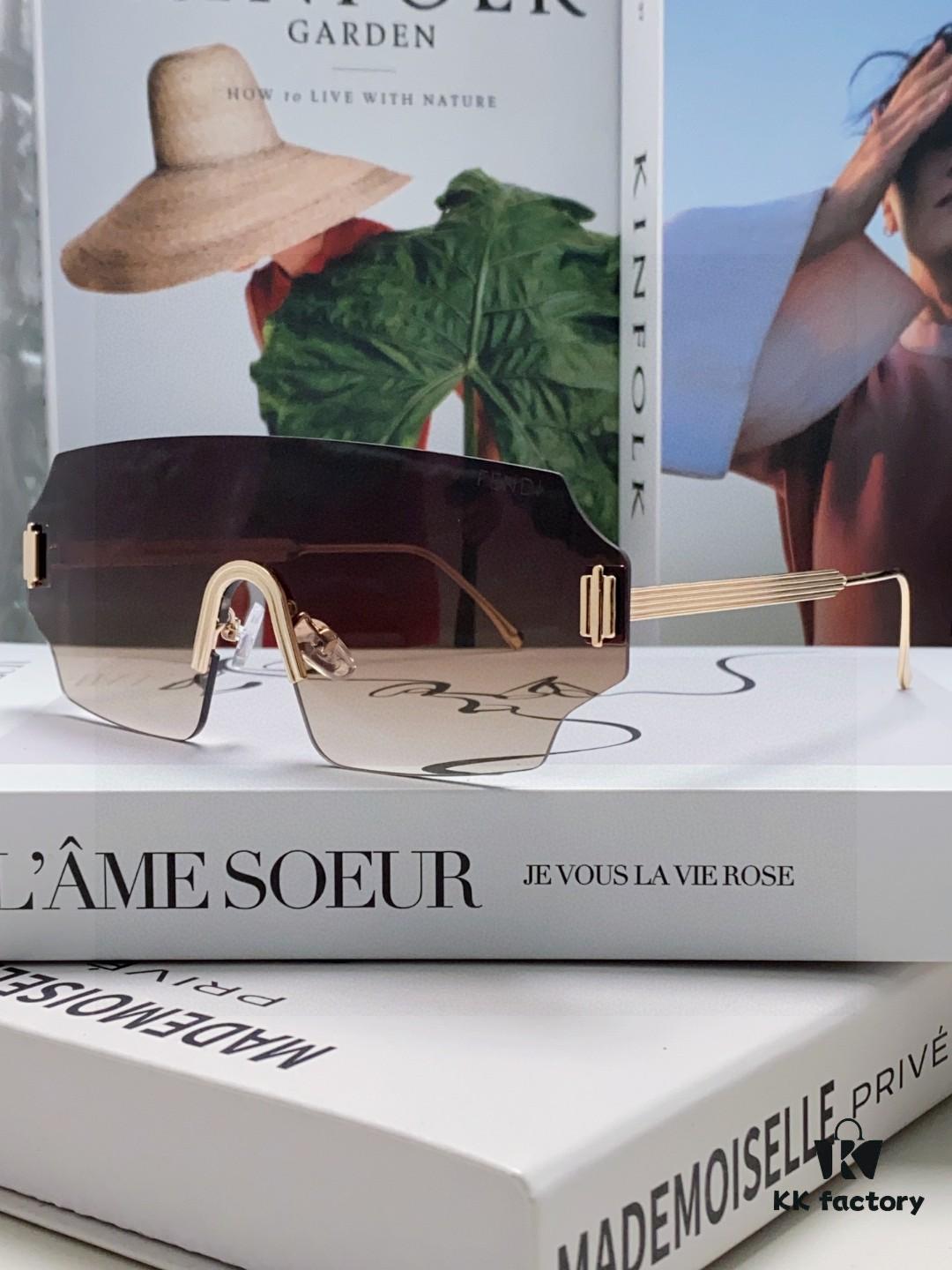 FENDI 2025 New Arrival Men's Sunglasses Fashionable Comfortable Full-Face Windproof Sun Glasses Unisex One-Piece Ocean Blue Lens Oversized Frame UV Protection Eyewear