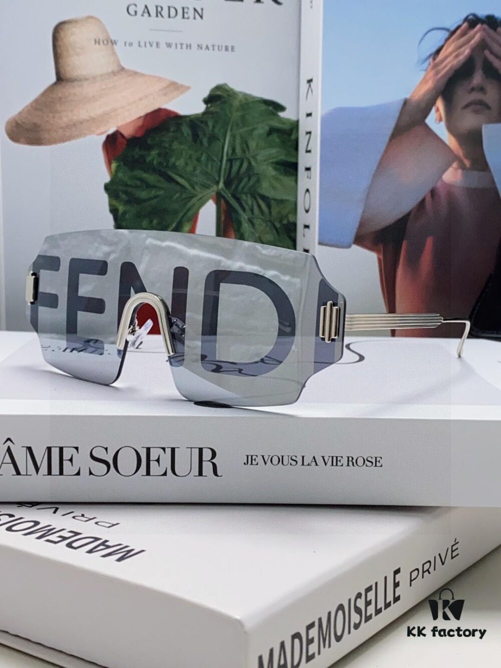 FENDI 2025 New Men's Fashionable Aviator Sunglasses, One-Piece Frameless Ocean Lens Unisex Stylish Oversized Shades, Windproof Sun Protection Eyewear