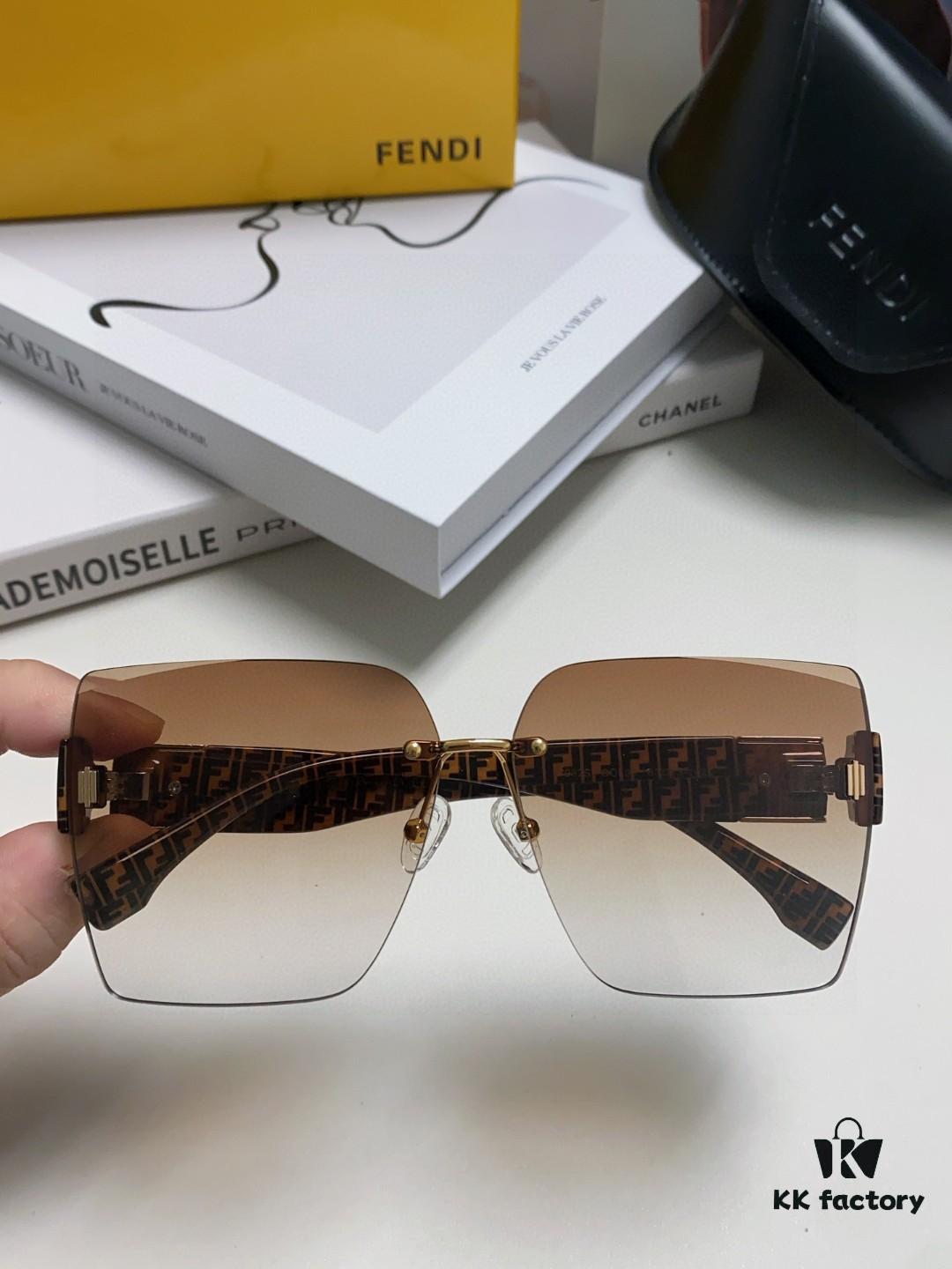 FENDI 2024 Spring New Arrival Fashion Trendy Square Polarized Sunglasses for Women, High-Quality Comfortable Wear, Influencer Favorite UV Protection Shades