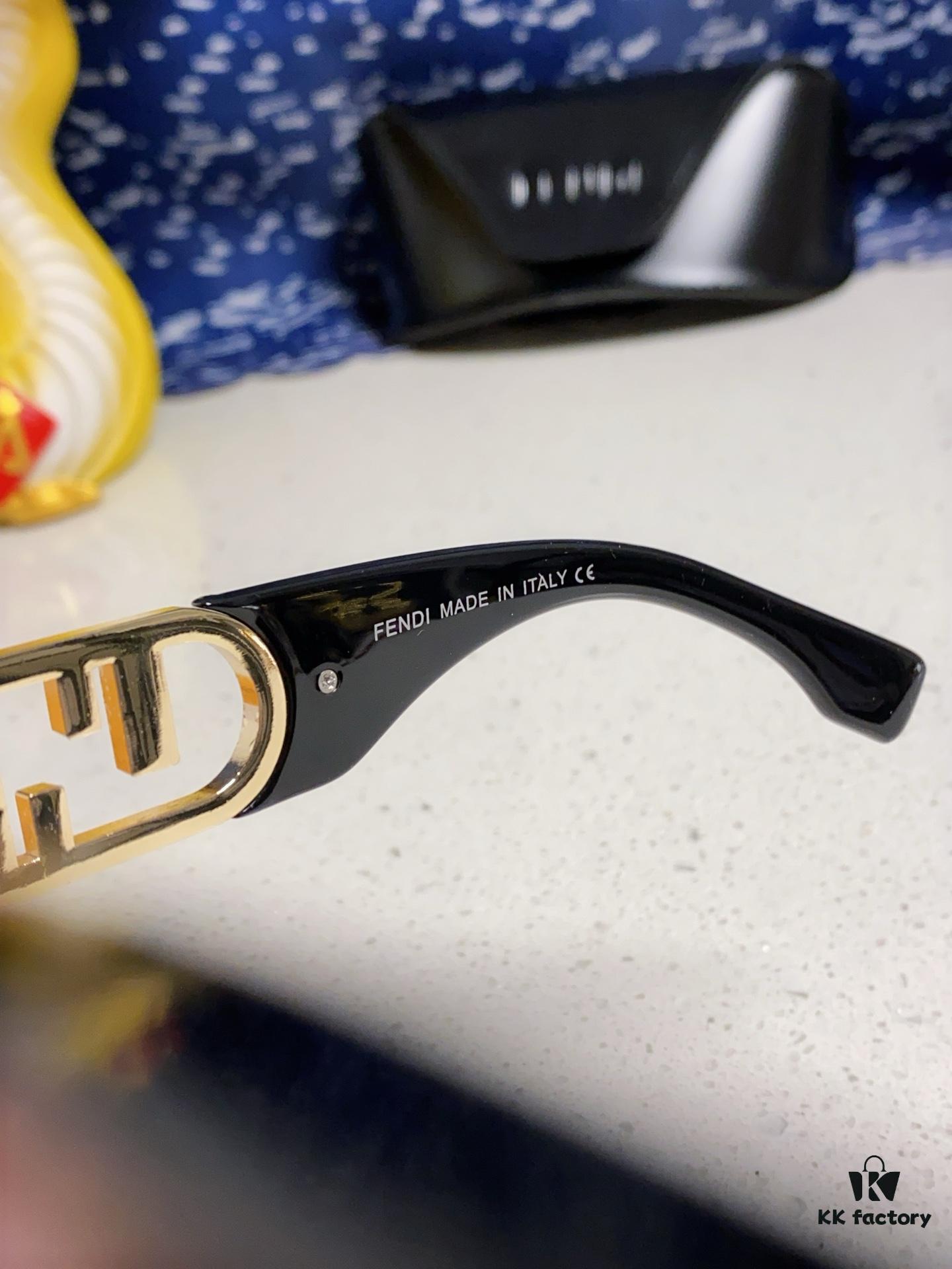 FENDI Acetate O'Lock Sunglasses with Gold-Tone Metal Temples Featuring Oversized O'Lock Logo