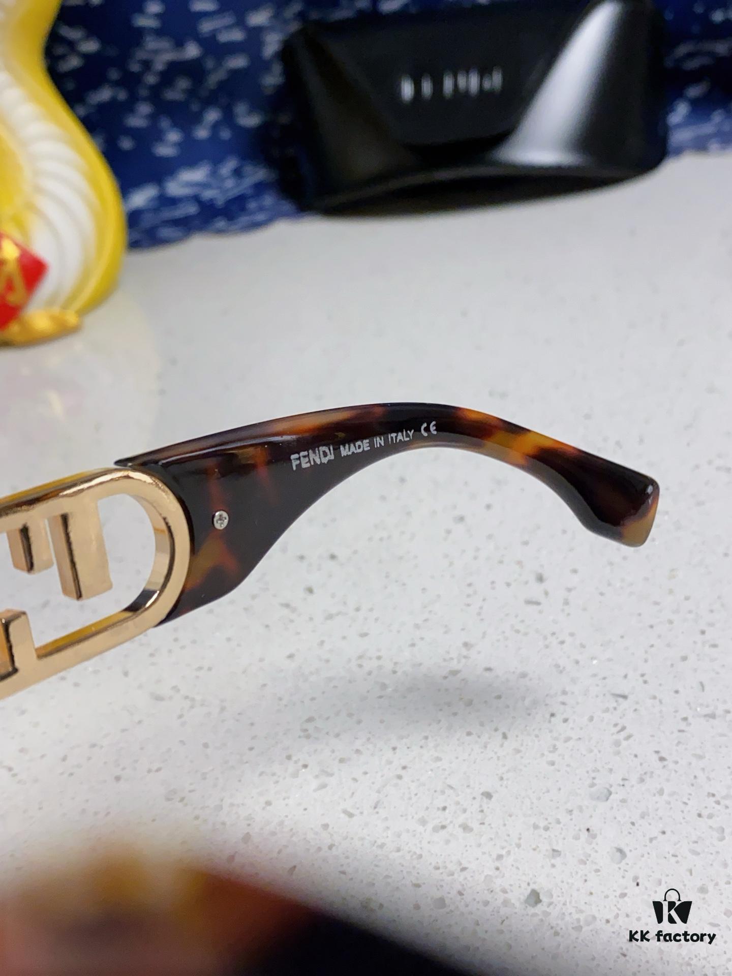FENDI Acetate O'Lock Sunglasses with Gold-Tone Metal Temples and Oversized O'Lock Logo