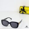 135 FENDI MOD: FE40138I Size: 54□19-140 Sunglasses