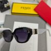 FENDI Italy | Polarized Sunglasses with TR90 Frame and Polarloid Resin Lenses