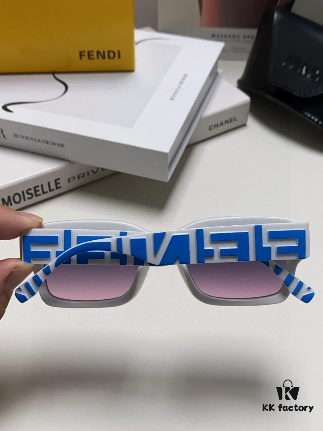 FENDI 2025 New Square Sunglasses, Stylish Hip-Hop Inspired UV Protection Shades, Trendy Alphabet Design for Street Photography, Fashionable Instagrammable Unisex Sunglasses