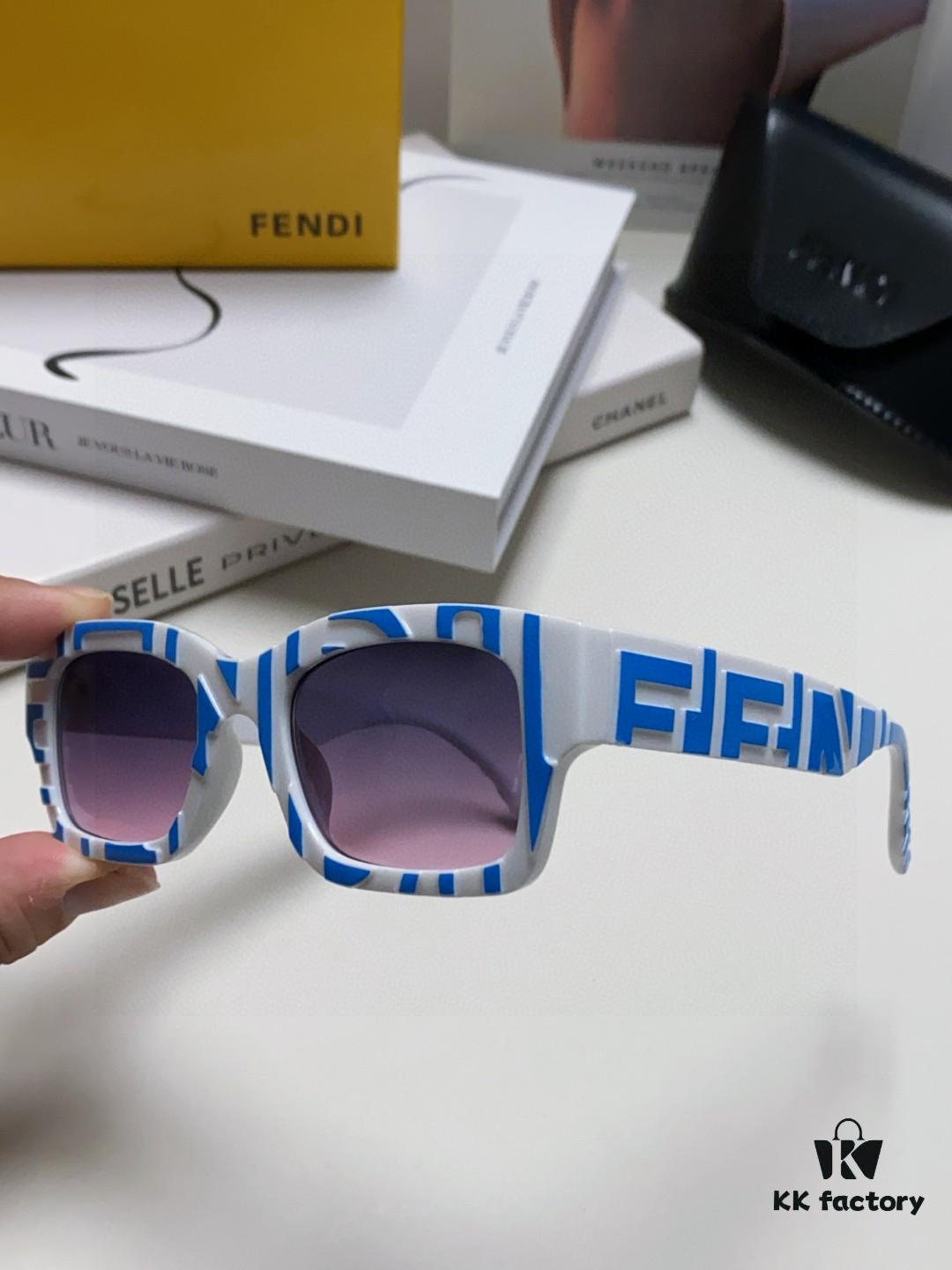 FENDI 2025 New Square Sunglasses, Stylish Hip-Hop Inspired UV Protection Shades, Trendy Alphabet Design for Street Photography, Fashionable Instagrammable Unisex Sunglasses