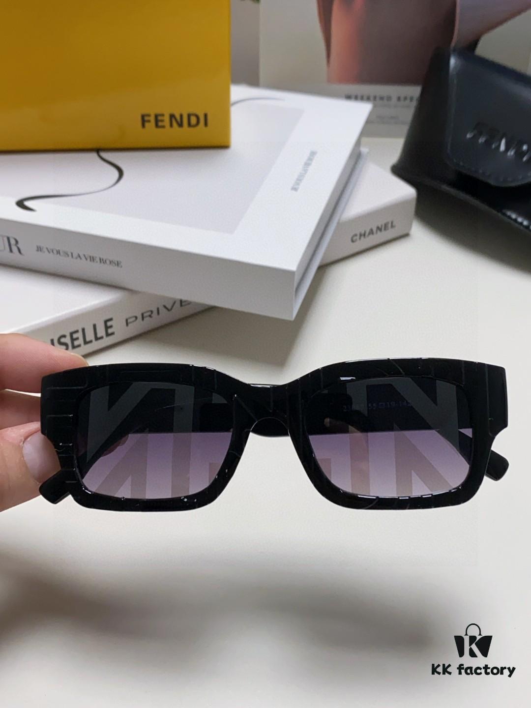 FENDI 2025 New Square Sunglasses, Stylish Hip-Hop Inspired UV-Protective Shades, Popular with Influencers and Streetwear Enthusiasts