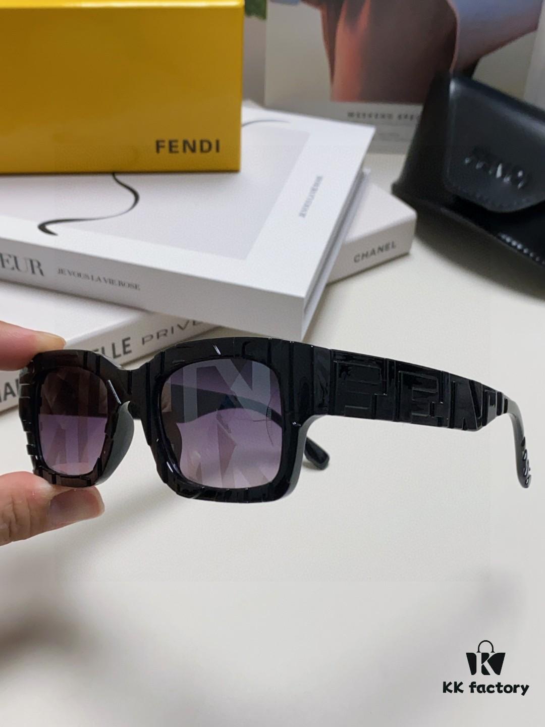 FENDI 2025 New Square Sunglasses, Stylish Hip-Hop Inspired UV-Protective Shades, Popular with Influencers and Streetwear Enthusiasts
