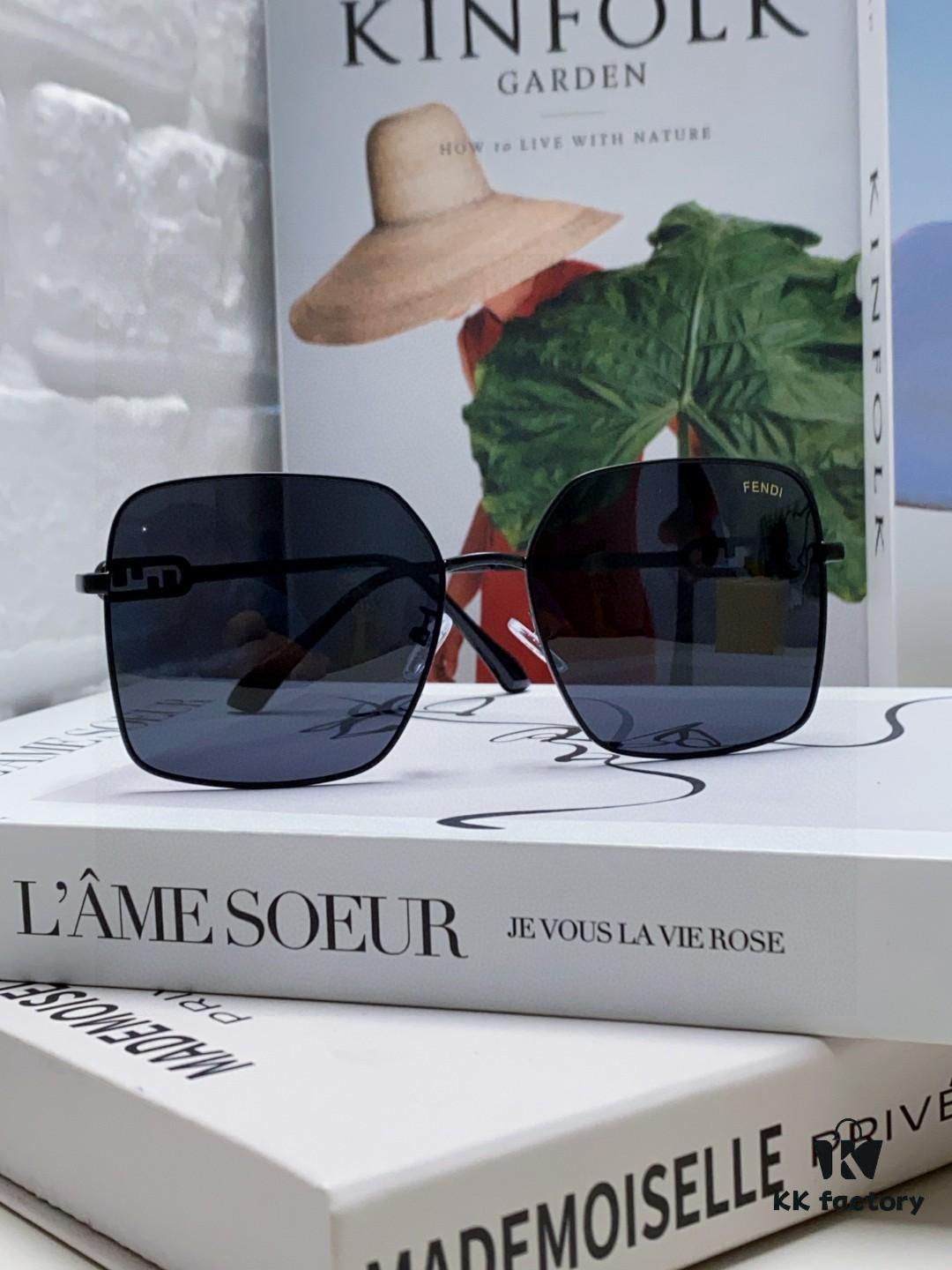 Fendi 2025 New Arrival Oversized Round Metal Sunglasses for Women, Flattering Large Frame Polarized UV Protection Sun Glasses